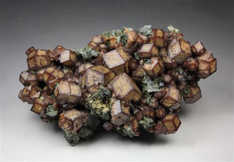 Quebul Fine Minerals GARNET Var ANDRADITE HEDENBERGITE