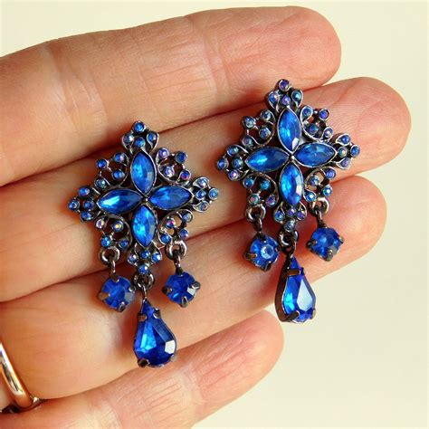 Vintage Blue Rhinestone Dangle Earrings Wo Tones Of Blue Etsy