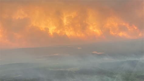 Incendies au Canada plus de 8 4 millions d hectares brûlés au moins