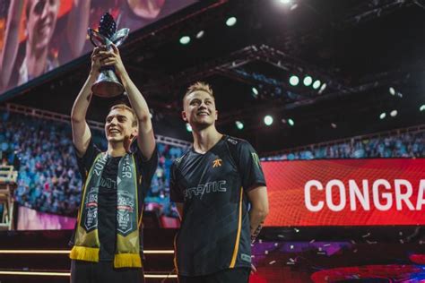 Fnatic Win The EU LCS Title Once Again League Of Legends Gamereactor