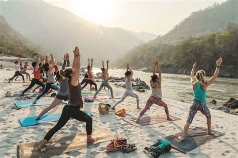 25 Day 200 Hour Yoga Teacher Training In Rishikesh India •