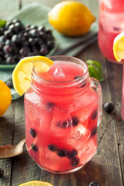 Berry Lemonade Recipe - The Carefree Kitchen