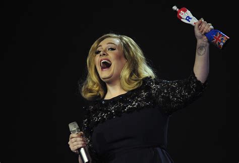 British singer-songwriter Adele celebrat - Attualissimo.it Gossip