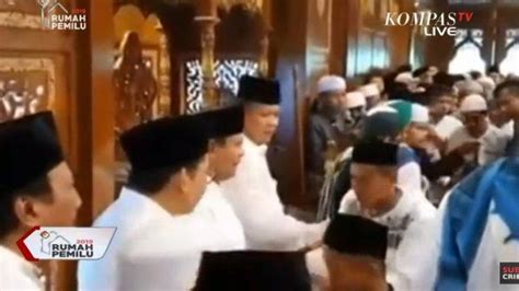 PRABOWO Tak Gelar Open House Pesan Idul Fitri Video Prabowo Sholat