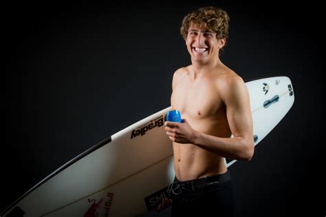 Leonardo Fioravanti Il Super Campione Di Surf