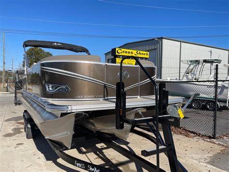 New 2024 Avalon LSZ Versatile Rear Bench 30518 Buford Boat Trader