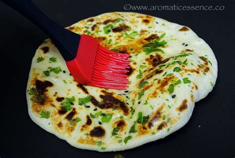 Kulcha Recipe On Tawa How To Make Kulcha No Yeast Aromatic Essence