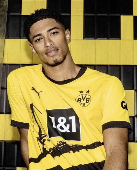 Jude Bellingham For New Dortmund Kit England Football Team