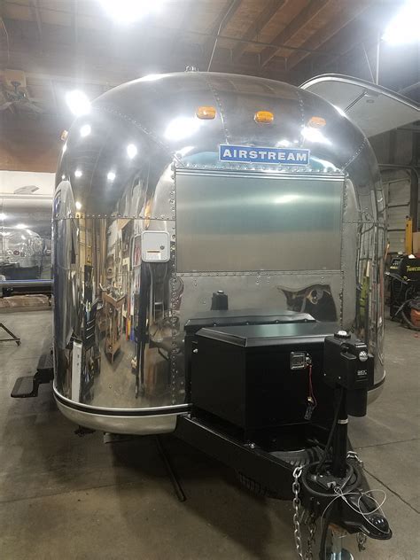 Airstream AIRSTAGE LOUNGE Silver Bullet Trailer Inc