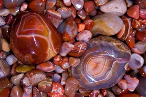 The Lake Superior Agate Is Minnesotas State Gem It Is A Type Of Agate