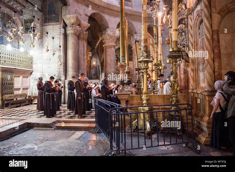 Jerusalem Israel Mai Franziskaner M Nche Beten In Der