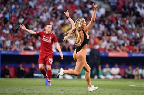 Champions Tottenham Liverpool La Sensuale Invasione Di Kinsey