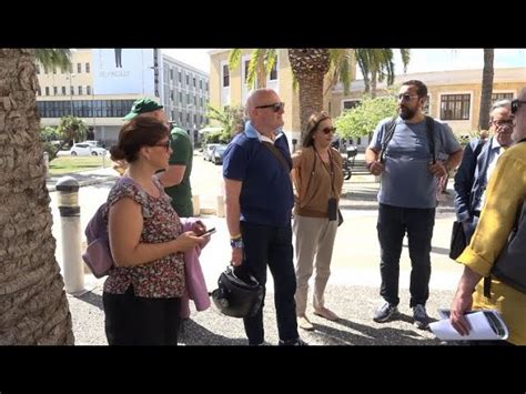 Liste D Attesa Infinite Cisl Protesta Davanti Al Policlinico Di Bari