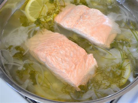 How To Poach Salmon Salmon Recipes Fish Recipes Seafood Recipes Low