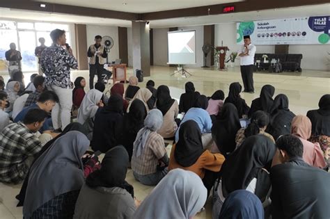 Bersama KPU Karawang Dan Akademisi Unsika Mafindo Gelar Sekolah