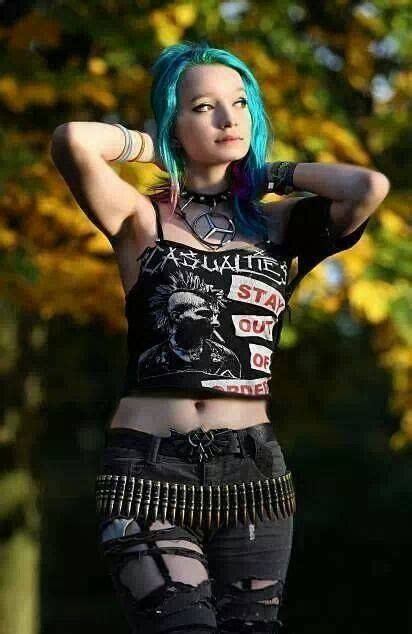 Pin By Amanda Panda On Womens Fashion Punk Girl Fashion Punk Rock Outfits Punk Outfits