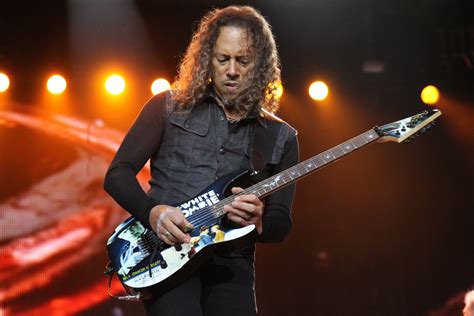 Kirk Hammett Loses iPhone Containing 250 Guitar Riffs | The Music Zoo