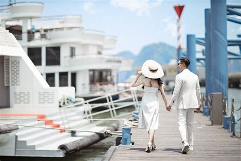 Sea Octopus Day Cruise From Hanoi By Express Dcar Limousine Bus