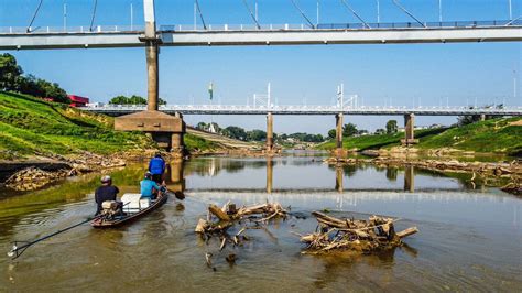 Rio Acre Segue Baixando E Fica A Cent Metros Da Menor Cota Hist Rica