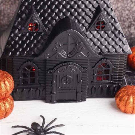 Diy Dollar Tree Haunted House You Can Make For Under 5