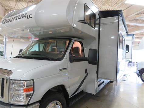 Quantum Lc Class C Motorhome Rvs For Sale In Ohio With