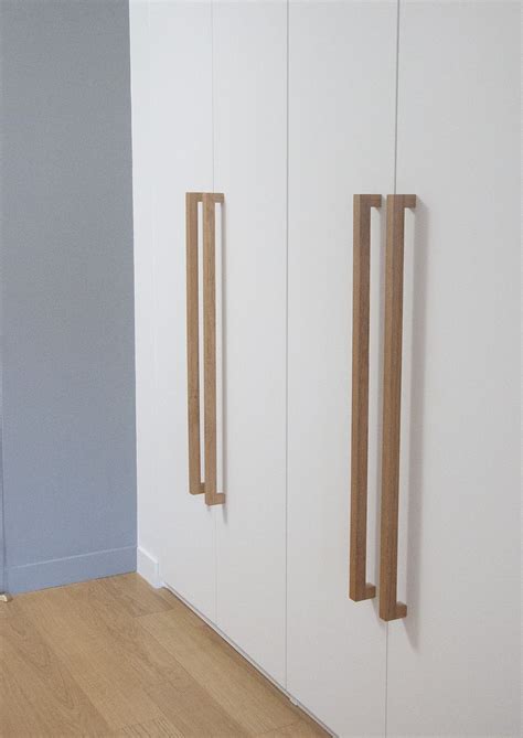 Poign E Robert Bel Ordinaire House Furniture Design Wardrobe