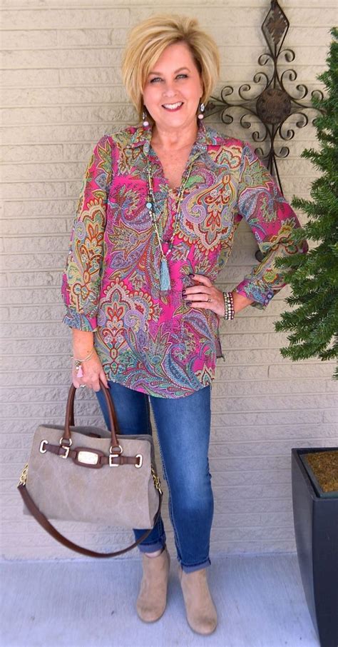 110 elegant outfit ideas for women over 60