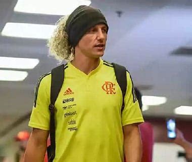 Zagueiro David Luiz Renova O Flamengo At O Fim De