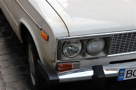Retro Car Waz 2103 Lada 1500 Zyguli 1500 Stock Photo - Download Image ...