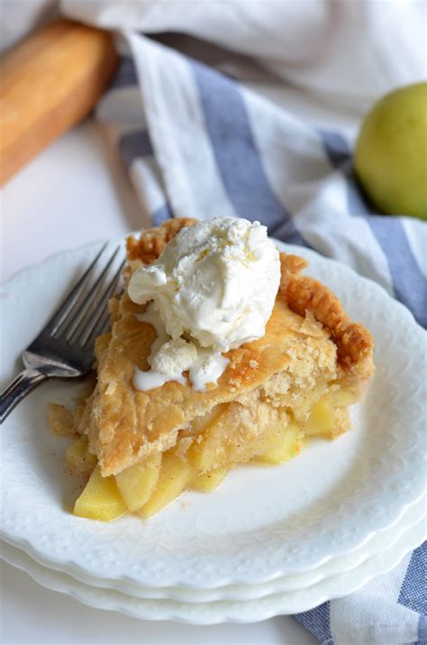 Sourdough Sunday: All-American Apple Pie