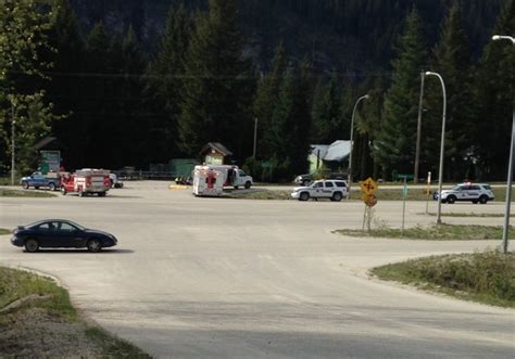 Fatal crash near Malakwa - BC News - Castanet.net