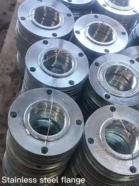 Stainless Steel Weld Flange Cast Iron Holes Floor Flange Industrial