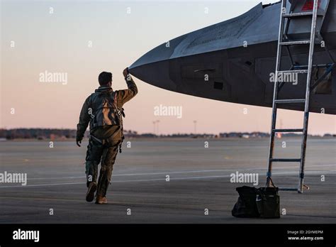 U S Air Force Maj Josh Gunderson F 22 Raptor Demonstration Team Commander And Pilot Performs