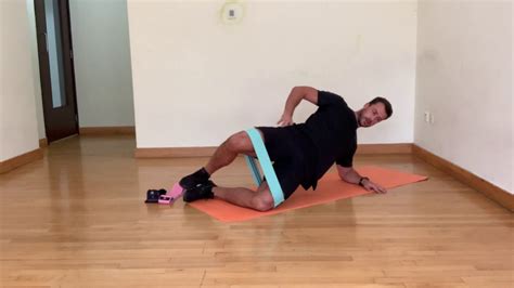 Banded Clamshell Side Plank Youtube