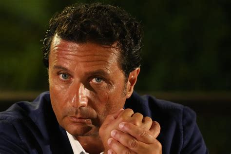 Schettino condannato i giudici Lasciò i passeggeri in balìa di se stessi