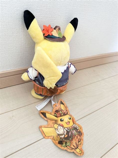 【限定・完売品】ポケモン ハロウィン ピカチュウぬいぐるみandロゴピンズセット販売 By メルカリ