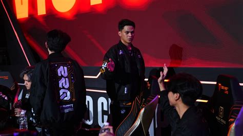 Rrq Hoshi Tunduk Sejarah Tak Terulang Di M One Esports Indonesia