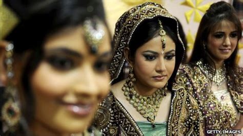 Not So Happily Ever After As Indian Divorce Rate Doubles Bbc News