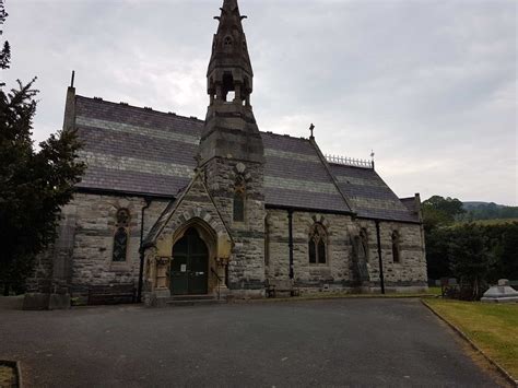 St Peters Church Llanbedr Dyffryn Clwyd In Ruthin Denbighshire