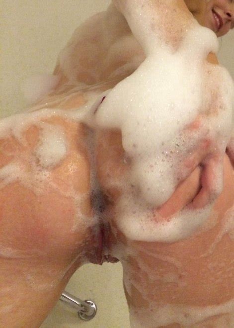 She Cleans Up Nicely Porn Pic