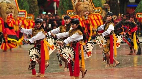 33 Jenis Tari Tradisional Lengkap Dengan Penjelasannya