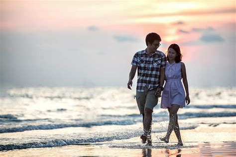 1366x768px Free Download Hd Wallpaper Couple Man And Woman Walking