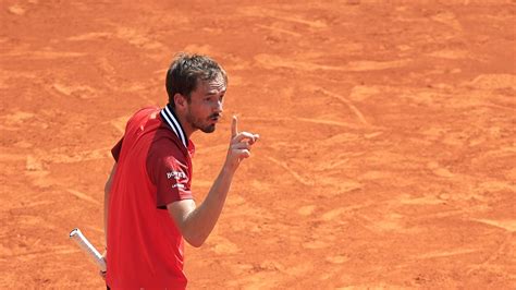 ATP Masters Monte Carlo Daniil Medvedev Rastet Im Spiel Gegen Gael