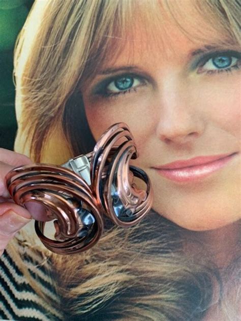 Vintage Hinged Copper Cuff Gem