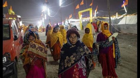 Invitees Pouring In Devotees From Outside Start Leaving Ayodhya To