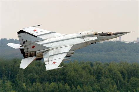 Топ 10 самых быстрых военных самолетов