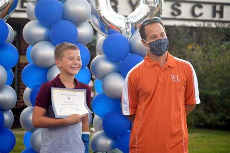 Willow Lane Elementary School Holds Moving On Ceremony Lehigh Valley