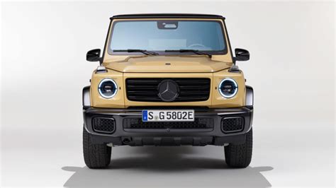 All New Mercedes Benz G580 Debuts As First Ev G Class 587hp Quad Motor Awd 473km Range