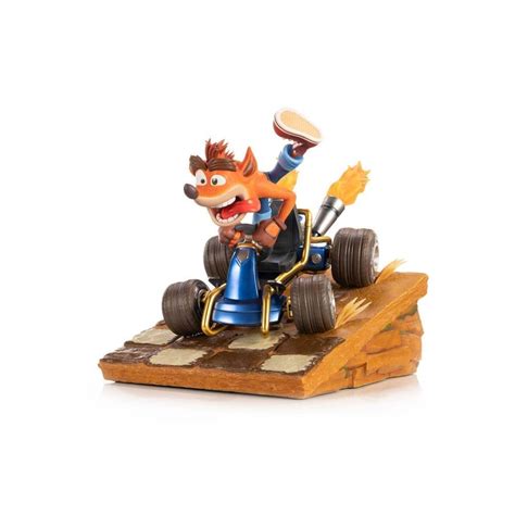 Crash Bandicoot: Crash Team Racing Nitro-Fueled: Crash in Kart Resin S ...