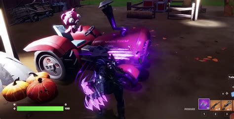 Raven Cuddle Team Leader Cross Skin In Fortnite Battle Royale The Nature Hero